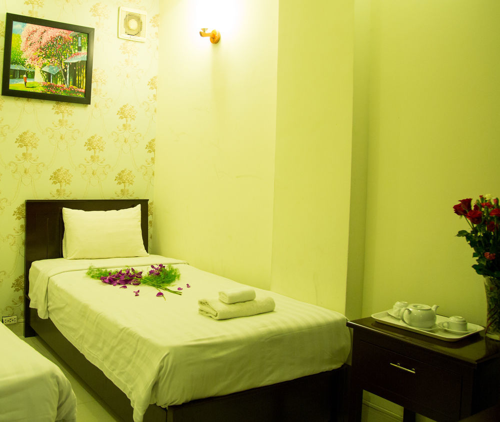 होटल Dda District 1- Bui Vien-de Tham Walking Street 3*